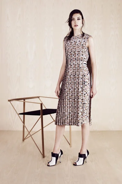 Look 16